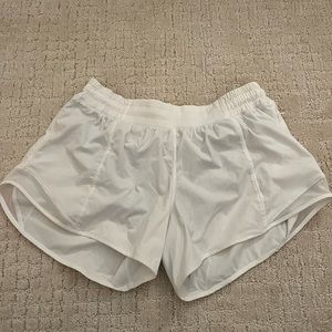 lululemon hotty hot shorts